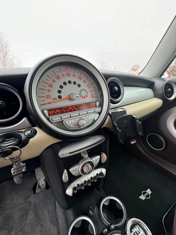 Car Thumb
